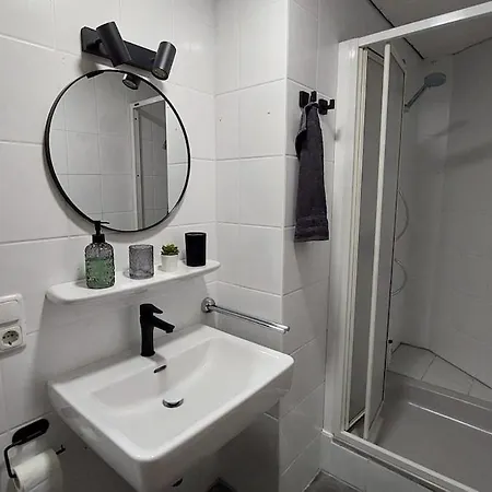 Urban Hideaway - Stylish Downtown Appartement