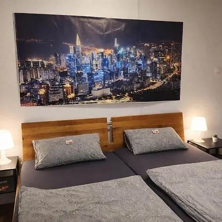 Apartment Urban Hideaway - Stylish Downtown Wels