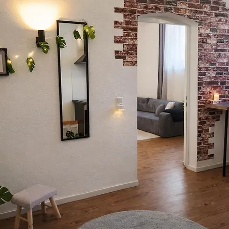 Urban Hideaway - Stylish Downtown Lejlighed